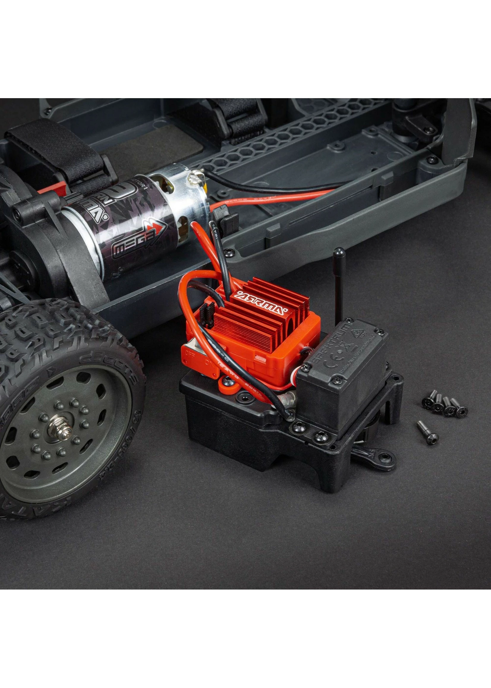 Arrma 1/8 INFRACTION 4X4 MEGA Resto-Mod Truck RTR - Red/Blue - Image 8