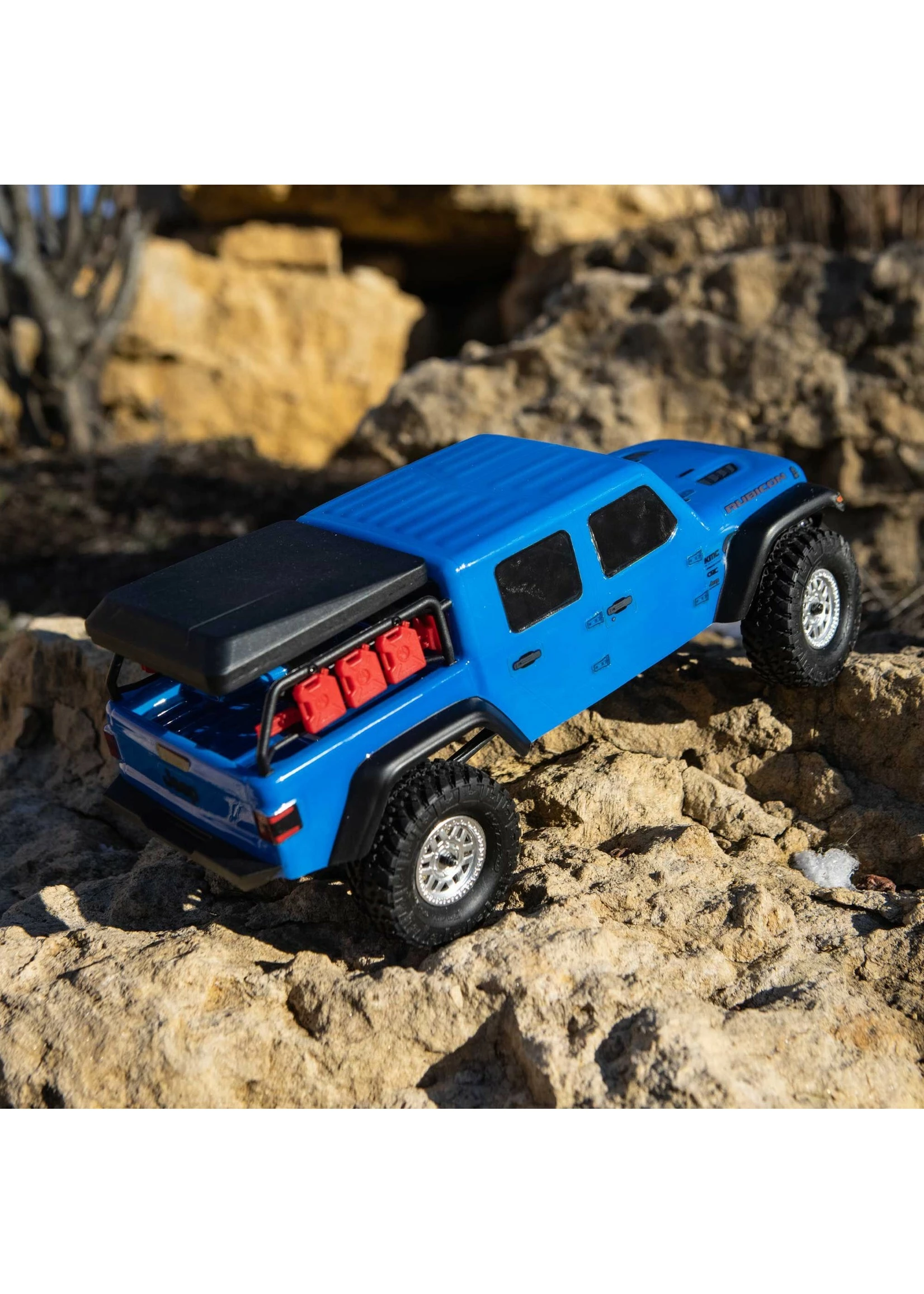 Axial 1/24 SCX24 Jeep JT Gladiator 4WD Rock Crawler Brushed RTR - Blue - Image 12