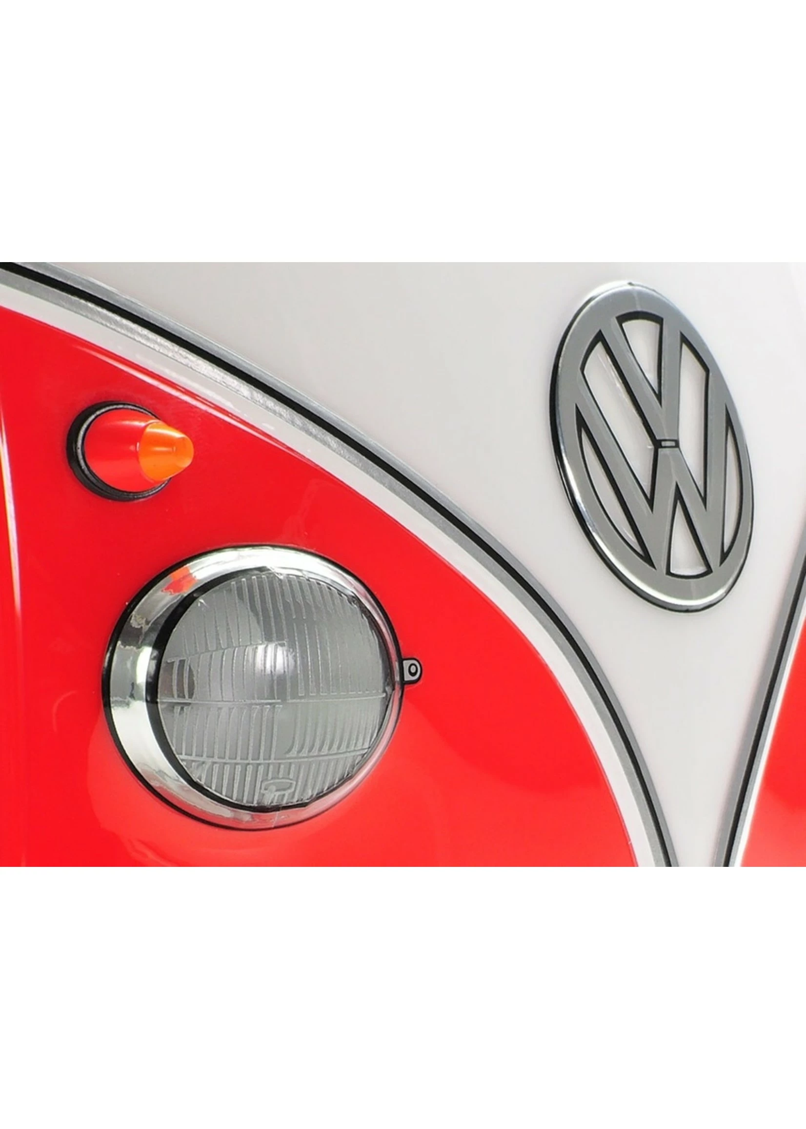 Tamiya 1/10 Volkswagen Bus Type 2 T1 With HobbyWing ESC - M-06 Chassis - Image 8